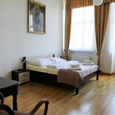 Bed and Breakfast Dom Notre Dame Vratislav Exteriér fotografie