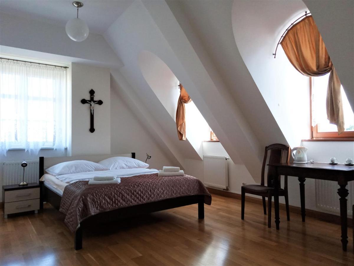 Bed and Breakfast Dom Notre Dame Vratislav Exteriér fotografie